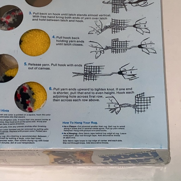 M And H Yarn Inc. New Vintage Latch Hook Kit with Cat Design - Picture 4 of 5